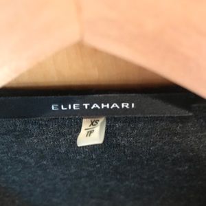 Flattering all-season virgin wool dress Tahari